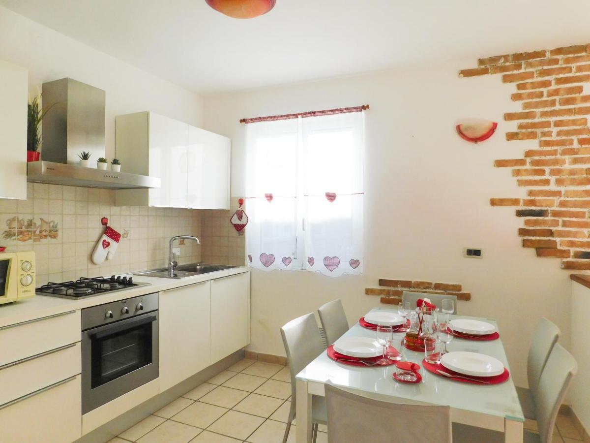 La Perla Rossa Appartement Arcola Buitenkant foto