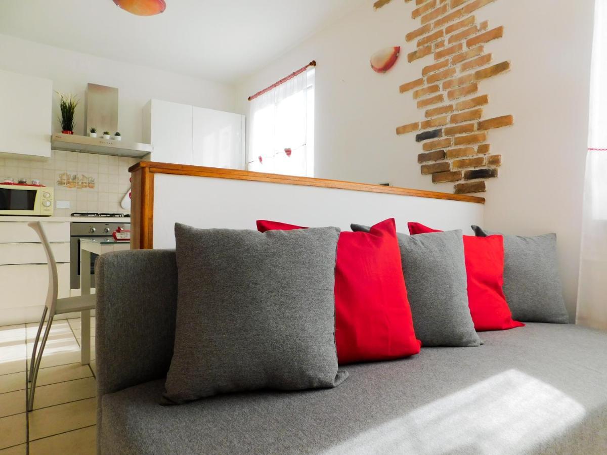 La Perla Rossa Appartement Arcola Buitenkant foto